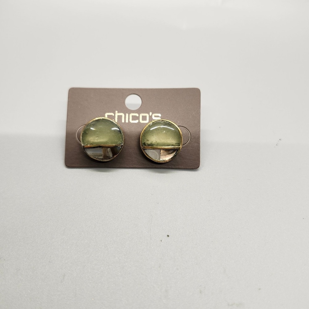 Chico's Olivia Stud Earrings Gold Tone Olive Green Iridescent Cabochon 0.5"